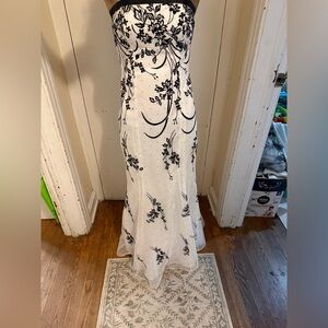 Night Way Collections Black and White Maxi Dress